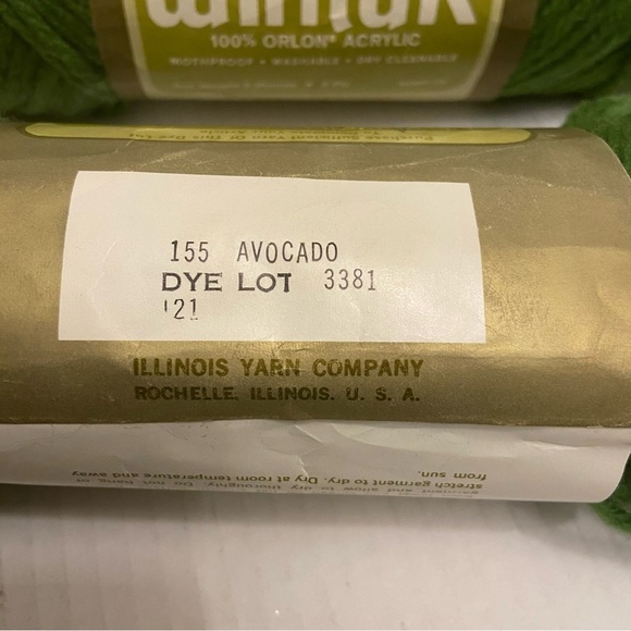 Vintage Bulky Wintuk Rochelle Mothproof 100% Orlon Acrylic Yarn Lot of 2. - Picture 3 of 6